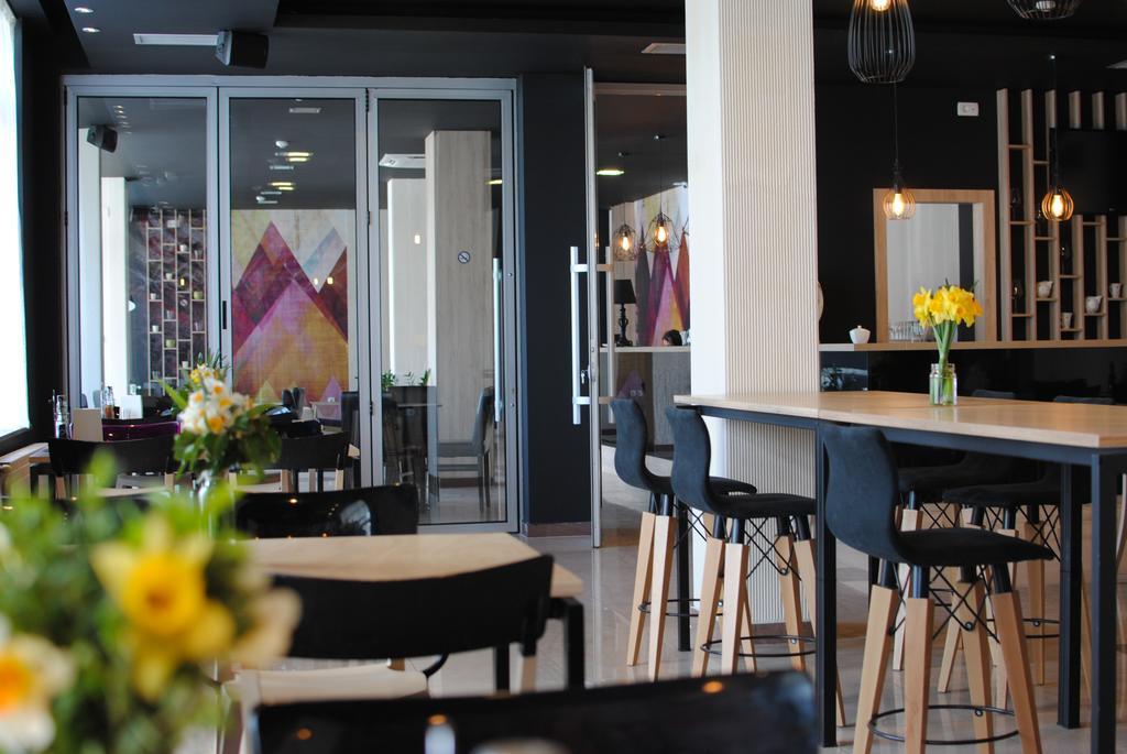 Hotel Porta สโกเปีย ภายนอก รูปภาพ