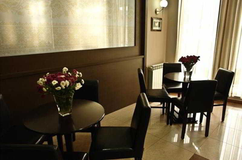 Hotel Porta สโกเปีย ร้านอาหาร รูปภาพ